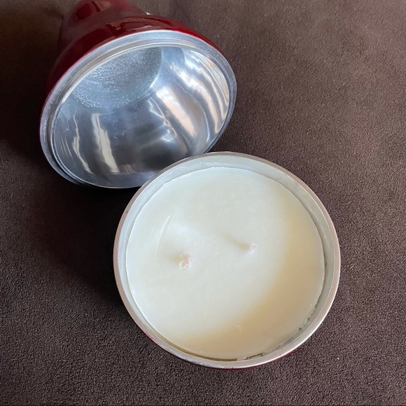 Red Pear Metallic Candle with Fruit Scented - Picture 4 of 6